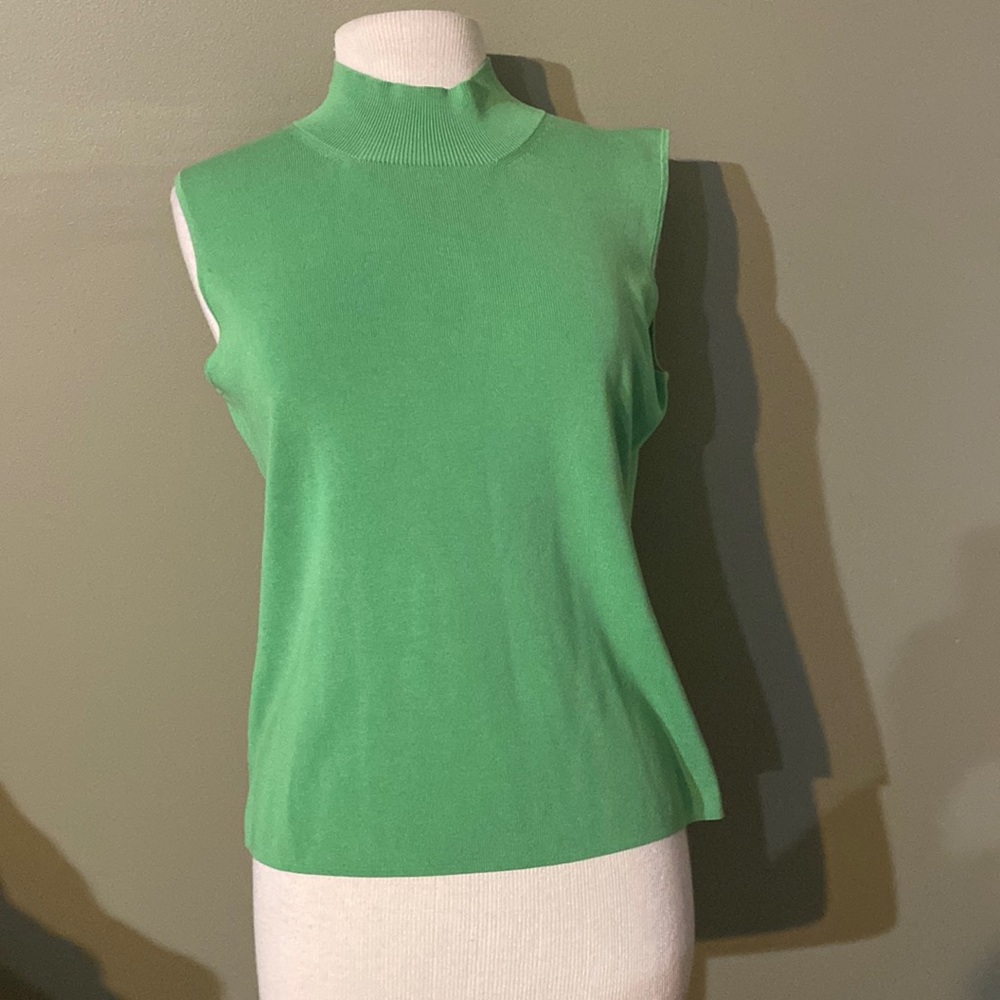 Green top